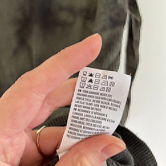 AMERICAN EAGLE Gray Tie Dye Lace Up Shoulder Lightweight Boho Crew Neck Sweater - Picture 9 of 12